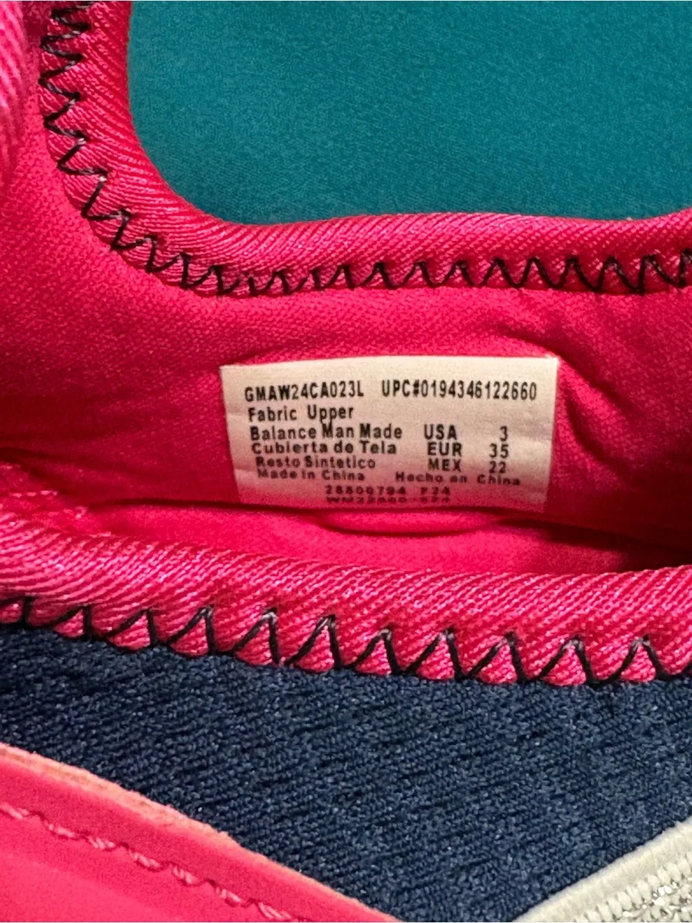 Navy & Hot Pink Slip-on Bungee Athletic Sneakers | Size 3 Youth Like New